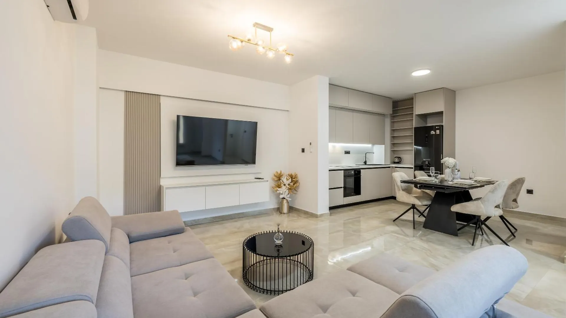 Luxury Apartment Mani سبليت